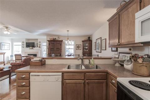 541 E Jackson Road Ext, Mount Airy, NC 27030 photo 11
