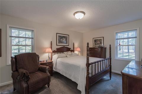 541 E Jackson Road Ext, Mount Airy, NC 27030 photo 14