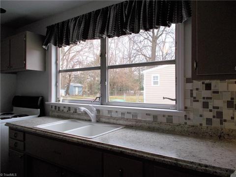 1127 Tabor St, High Point, NC 27262 photo 13