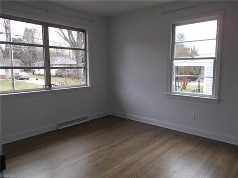 1127 Tabor St, High Point, NC 27262 photo 15