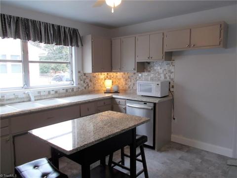1127 Tabor St, High Point, NC 27262 photo 9