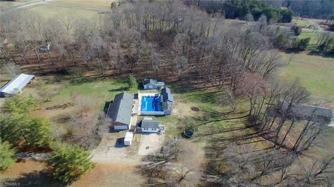 505 Backwoods Ln, Colfax, NC 27235 photo 3