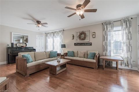 505 Backwoods Ln, Colfax, NC 27235 photo 8