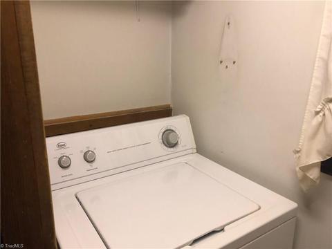 1302 E Pine St, Mount Airy, NC 27030 photo 8