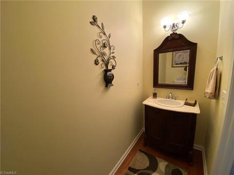 4620 Meadowside Ter, High Point, NC 27265 photo 20
