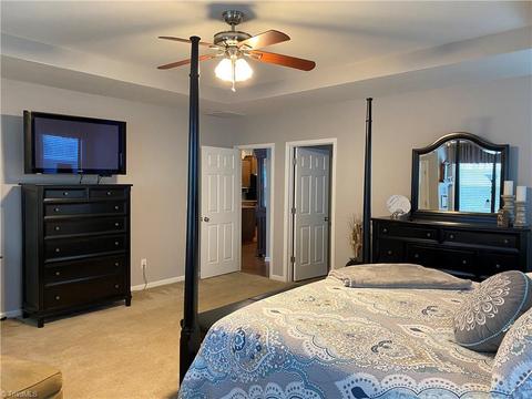 4620 Meadowside Ter, High Point, NC 27265 photo 17