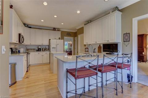 3818 Cole Ave, High Point, NC 27265 photo 8