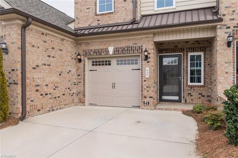 690 Nikyle Cir, High Point, NC 27265 photo 8