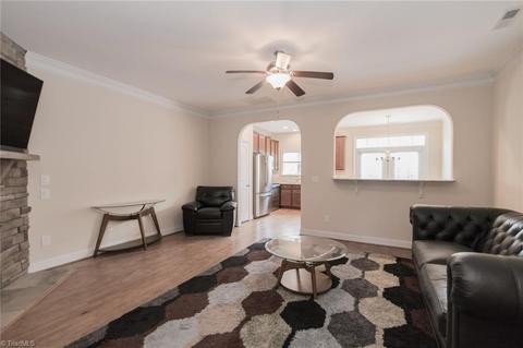 690 Nikyle Cir, High Point, NC 27265 photo 12