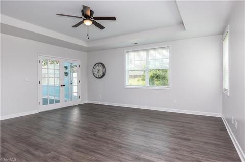 4536 Treebark Ln, High Point, NC 27265 photo 13