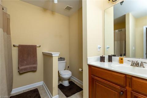 4536 Treebark Ln, High Point, NC 27265 photo 23