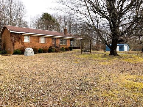 3908 Brown Mountain Rd, Pilot Mountain, NC 27041 photo 22
