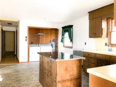 3908 Brown Mountain Rd, Pilot Mountain, NC 27041 photo 9