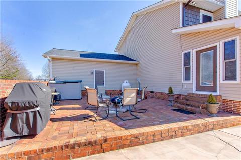 39 Single Tree Ln, Thomasville, NC 27360 photo 9
