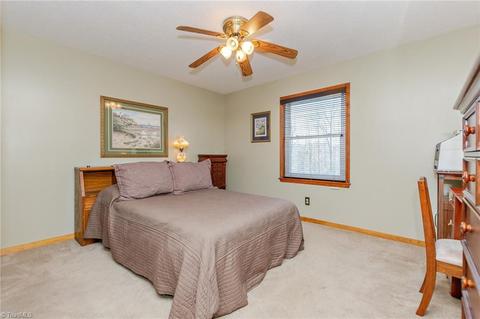 39 Single Tree Ln, Thomasville, NC 27360 photo 13