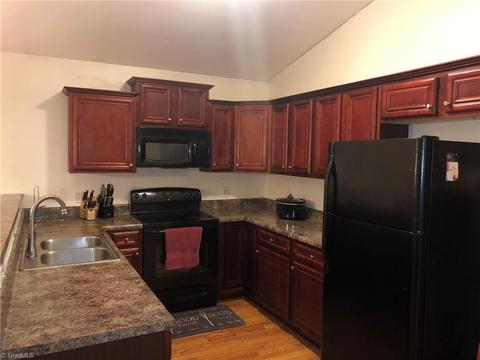 210 E Brown St, Randleman, NC 27317 photo 10