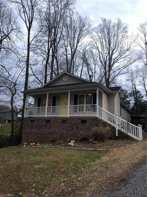 210 E Brown St, Randleman, NC 27317 photo 3