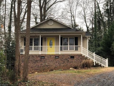 210 E Brown St, Randleman, NC 27317 photo 1