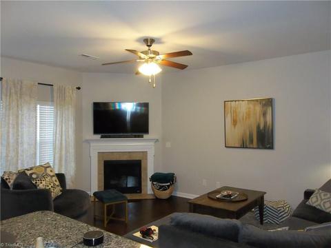 5420 Forester Dr, High Point, NC 27265 photo 9