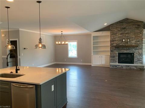 2760 Bartlett Ln, Clemmons, NC 27012 photo 8