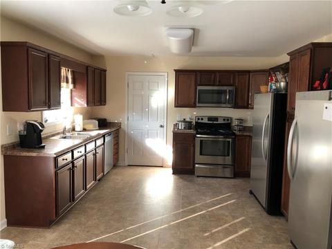 4506 Westhaven Ln, Trinity, NC 27370 photo 9