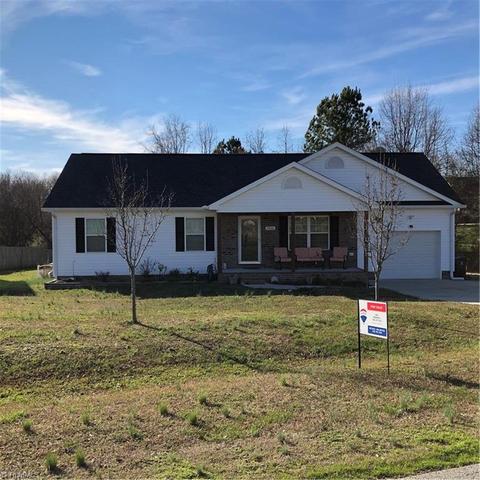 4506 Westhaven Ln, Trinity, NC 27370 photo 1