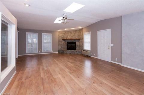 3601 Bentbrook Dr, High Point, NC 27265 photo 17