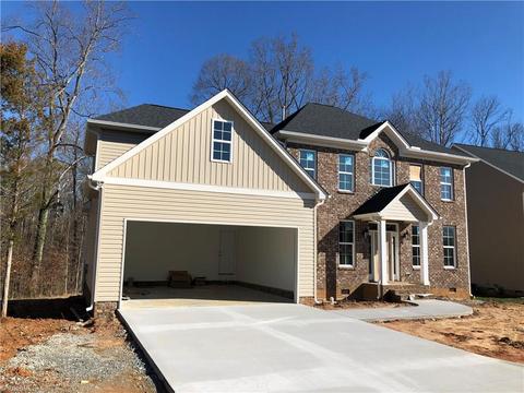 2680 Splitbrooke Dr, High Point, NC 27265 photo 2