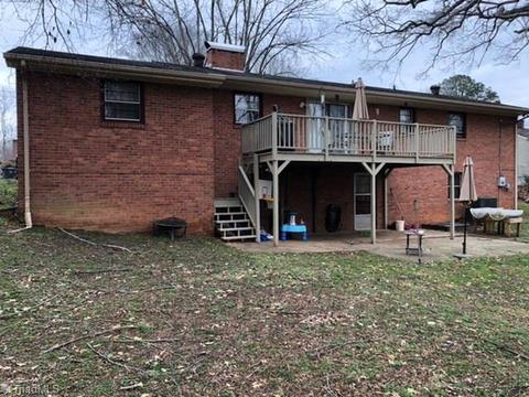 216 Harris Ave, Elkin, NC 28621 photo 8