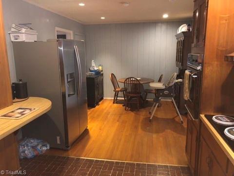 216 Harris Ave, Elkin, NC 28621 photo 16