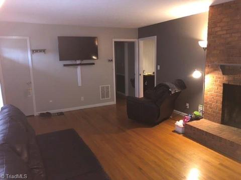 216 Harris Ave, Elkin, NC 28621 photo 11