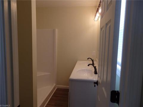 130 Floyd St, Denton, NC 27239 photo 9