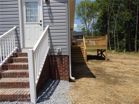 130 Floyd St, Denton, NC 27239 photo 3