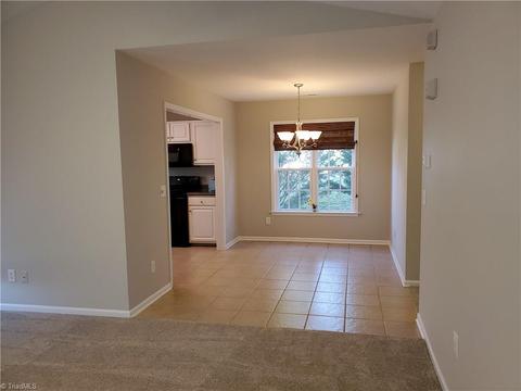 833 Eli Moore Ct, High Point, NC 27265 photo 4