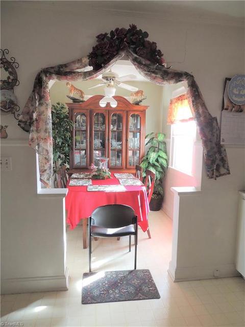 205 Lansdowne St, High Point, NC 27262 photo 9