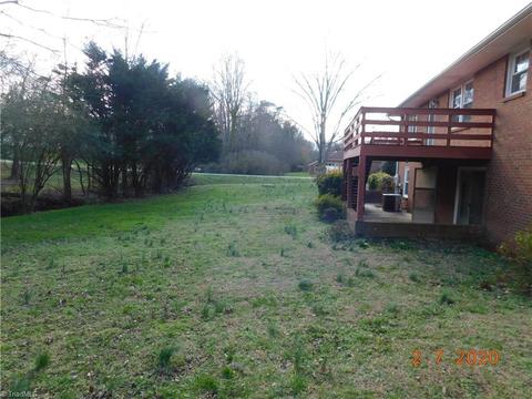 210 Forestview Dr, Elon, NC 27244 photo 4