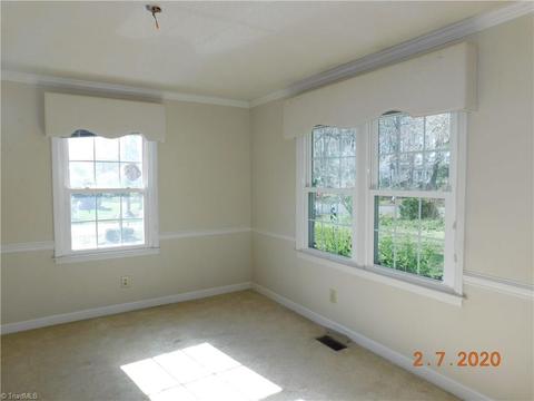 210 Forestview Dr, Elon, NC 27244 photo 12
