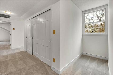 201 Shadow Valley Rd, High Point, NC 27262 photo 20