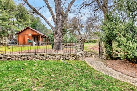 201 Shadow Valley Rd, High Point, NC 27262 photo 23
