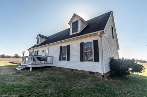3860 Siloam Rd, Dobson, NC 27017 photo 3