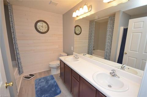 2879 Waterstone Loop, High Point, NC 27265 photo 15