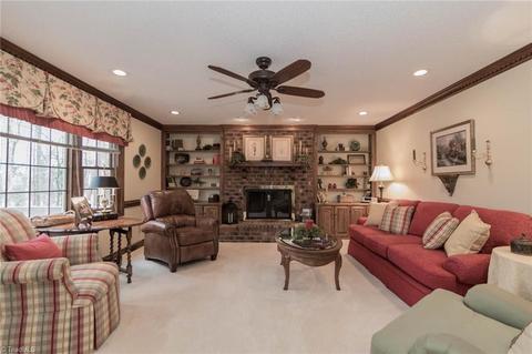 2014 La Dora Ct, High Point, NC 27265 photo 9