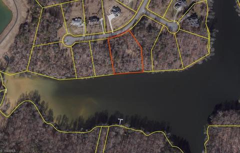 3717 Brooks Crest Ct, Browns Summit, NC 27214