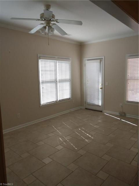 380 Northbridge Dr, High Point, NC 27265 photo 4