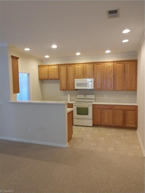 380 Northbridge Dr, High Point, NC 27265 photo 7
