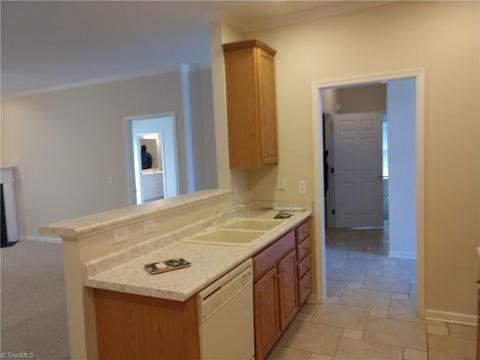 380 Northbridge Dr, High Point, NC 27265 photo 13
