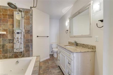 1705 Hanover Ct, High Point, NC 27265 photo 17