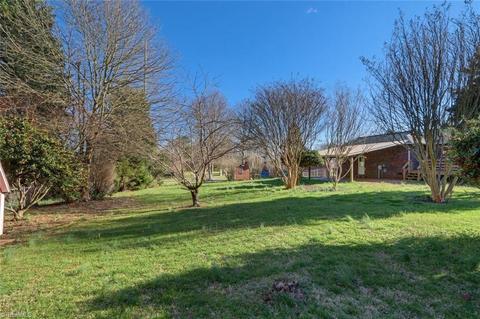 1705 Hanover Ct, High Point, NC 27265 photo 29