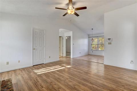 1705 Hanover Ct, High Point, NC 27265 photo 6
