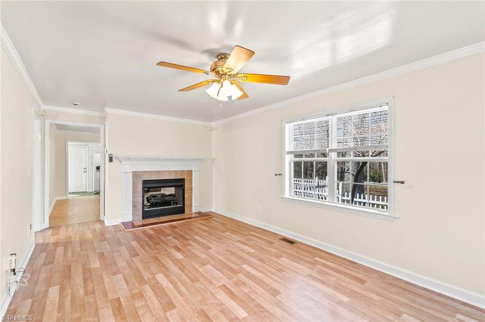  4952 Friendly Farms Rd, Greensboro, NC 27406 photo 3